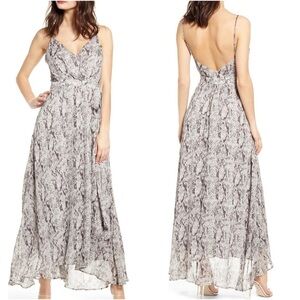 ASTR the LABEL | Snake Print Sleeveless Maxi Dress in Grey Python Size L